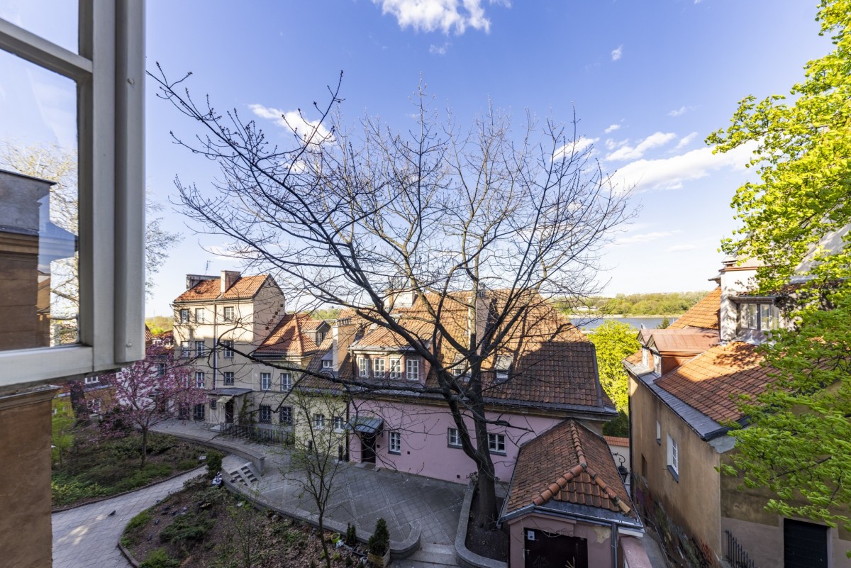 Warszawa · ul. Krzywe Koło — 5