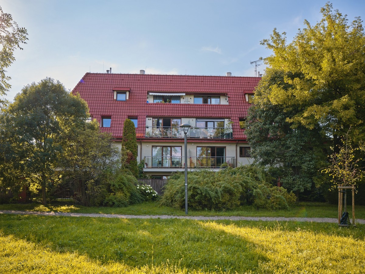 Warszawa · ul. Tomnicka — 19