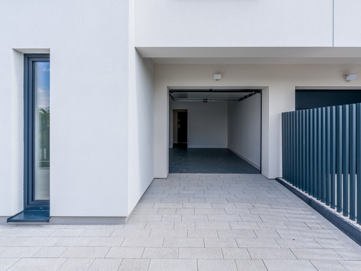 Warszawa · ul. Zasadowa — 21