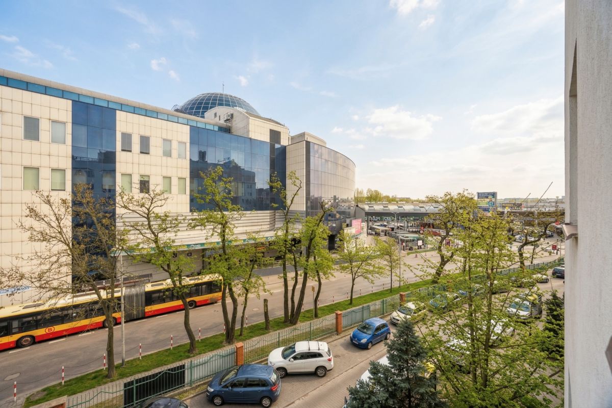 Warszawa · ul. Opaczewska — 18