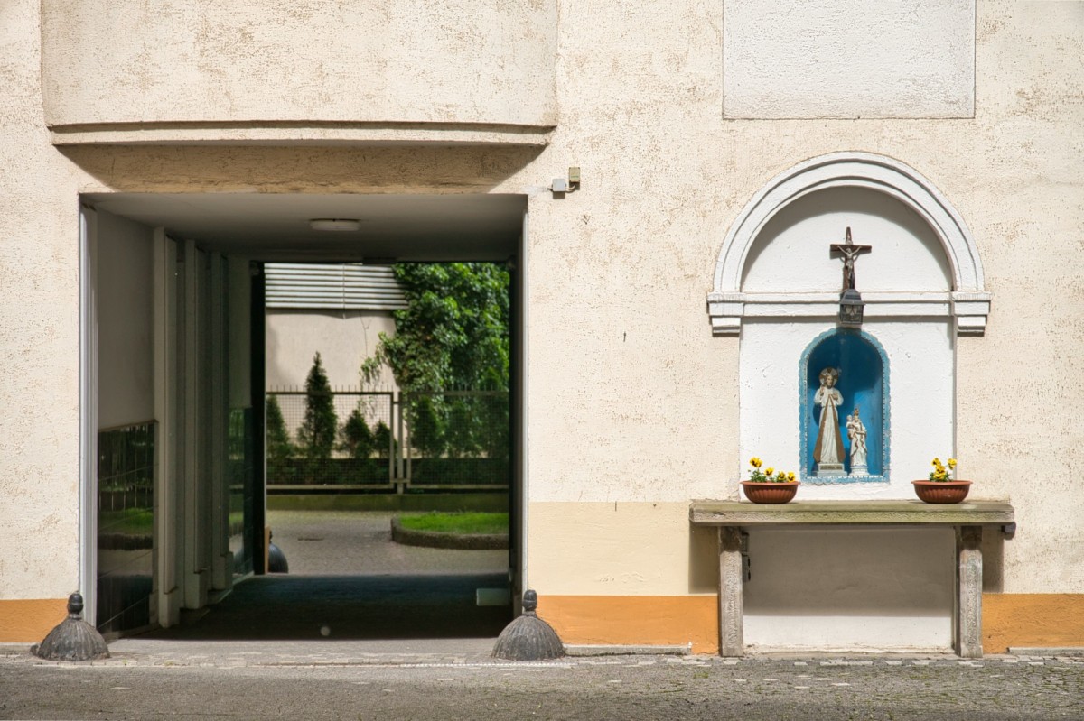 Warszawa · al. 3 Maja — 3