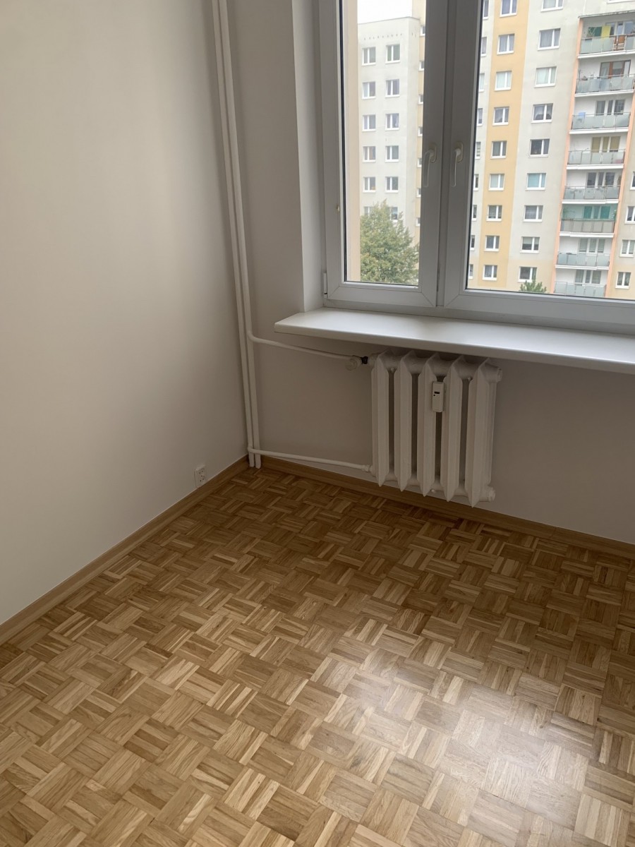 Warszawa · ul. Samolotowa — 7
