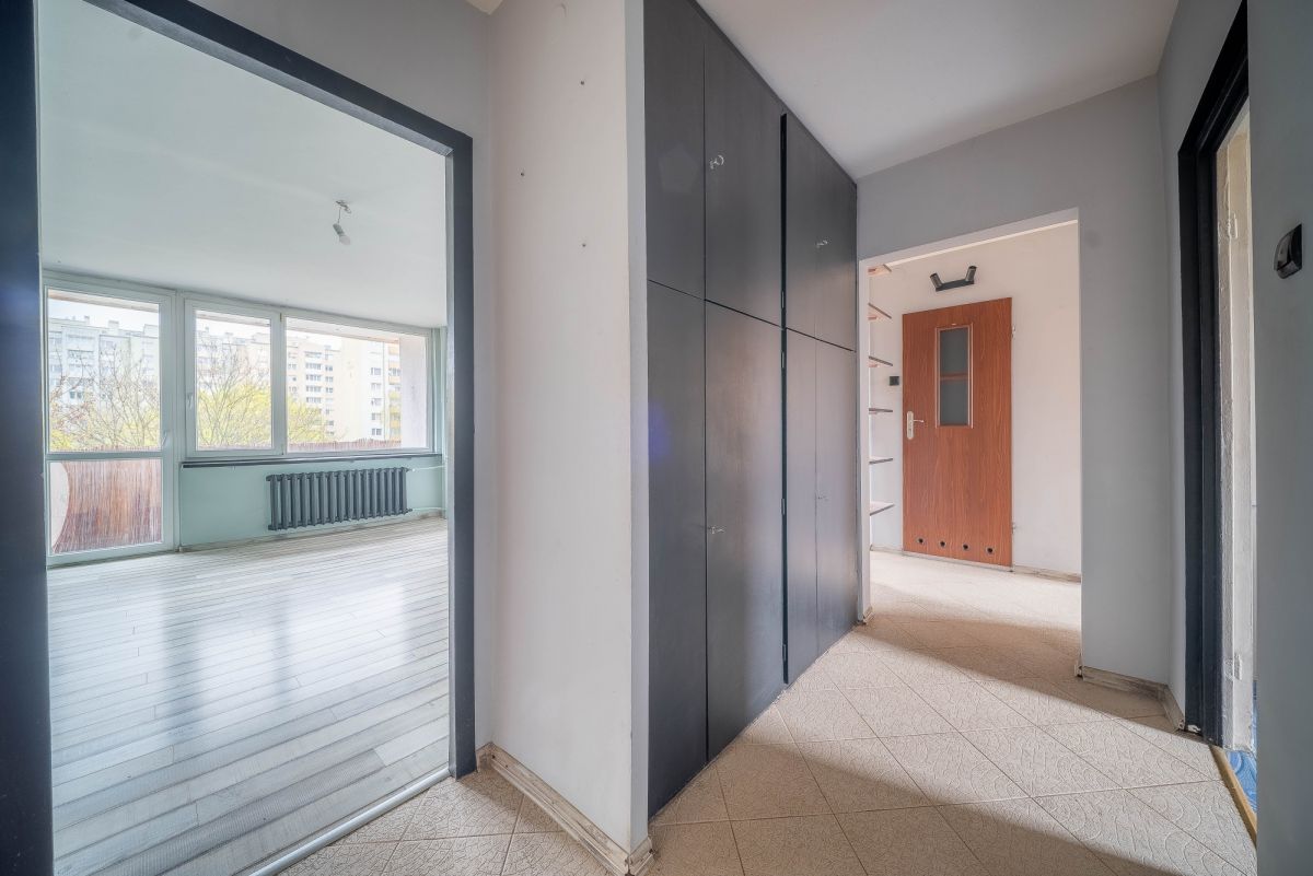 Warszawa · ul. Anieli Krzywoń — 20