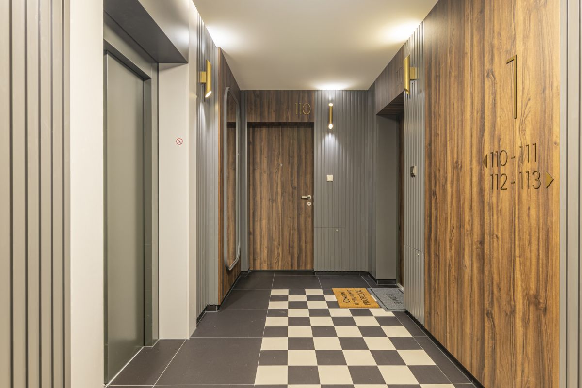 Warszawa · ul. Marcelego Handelsmana — 10