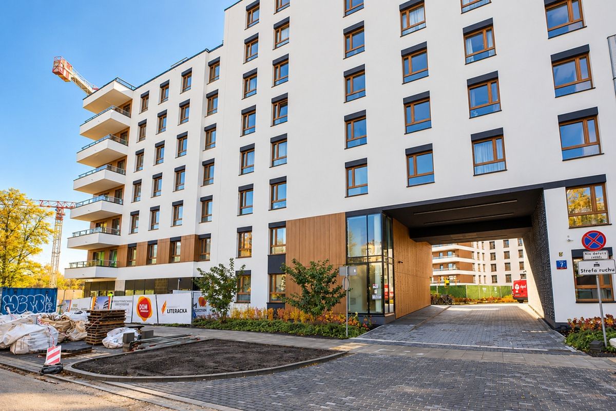 Warszawa · ul. Literacka — 2