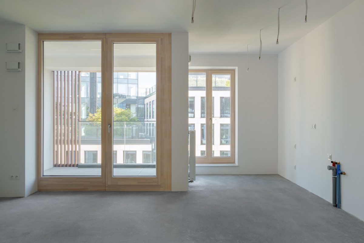 Warszawa · ul. Chmielna — 8