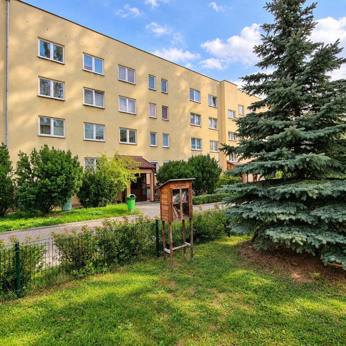 Warszawa · ul. Wawrzyńca Surowieckiego — 20