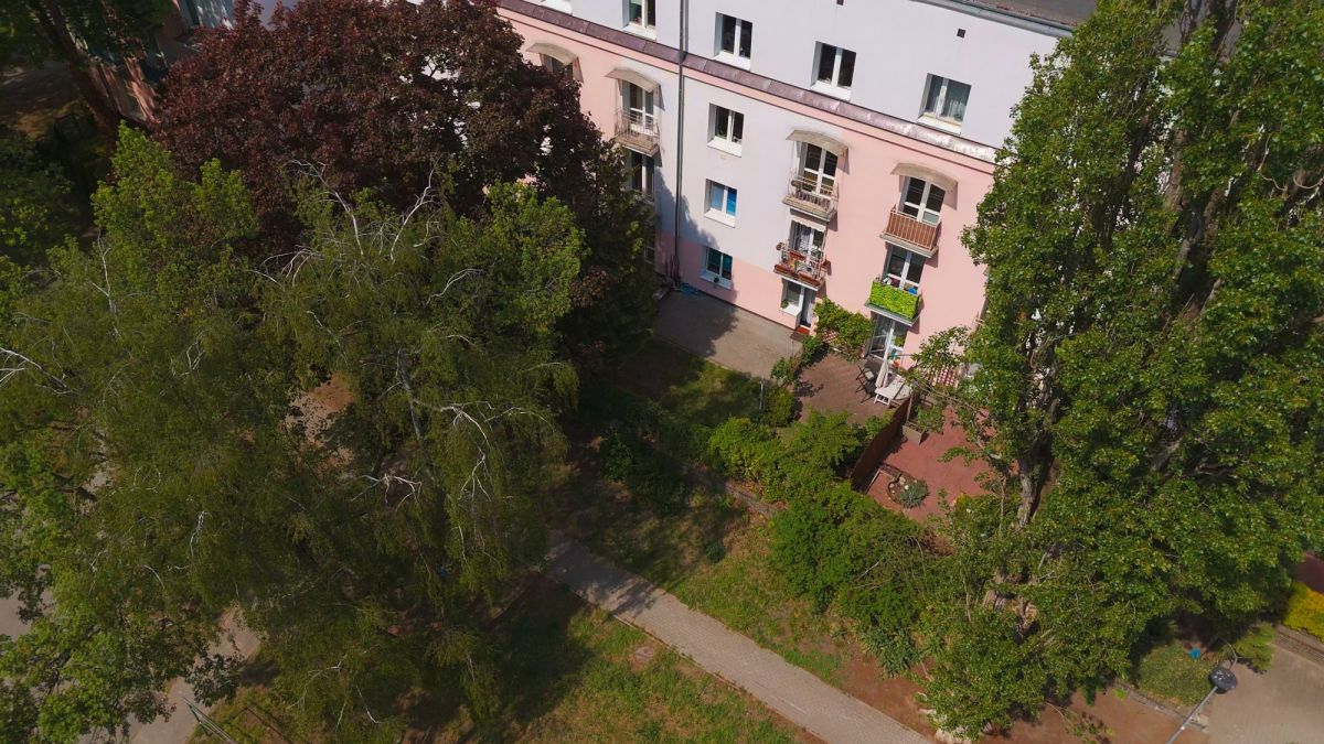 Warszawa · ul. Ożarowska — 21