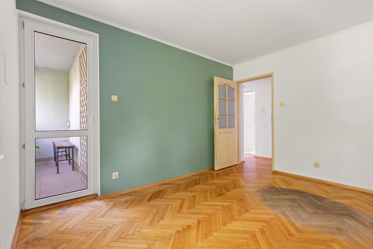 Warszawa · ul. Miączyńska — 12