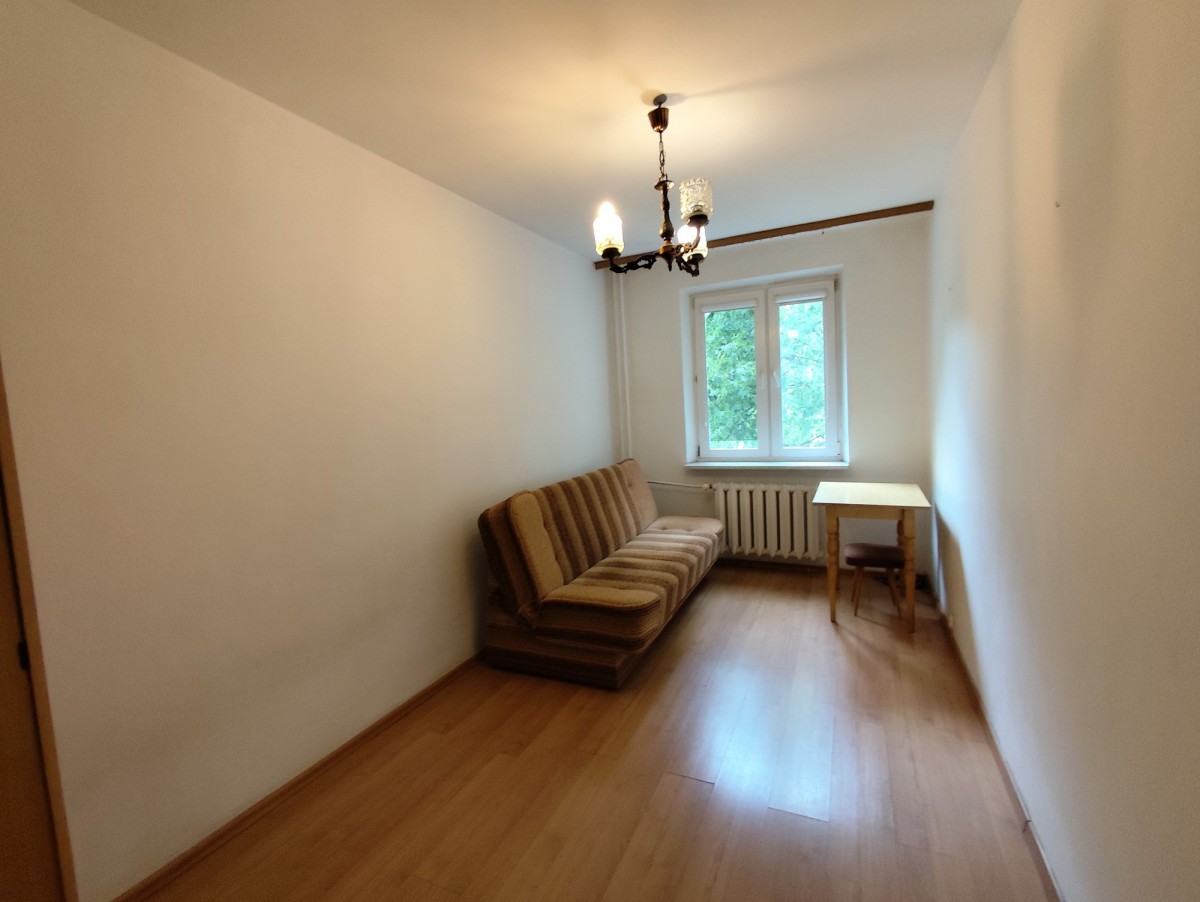 Warszawa · ul. Zygmunta Modzelewskiego — 8