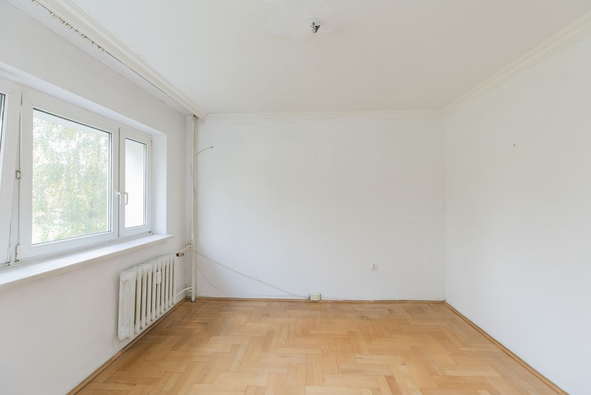 Warszawa · ul. Jasnodworska — 22