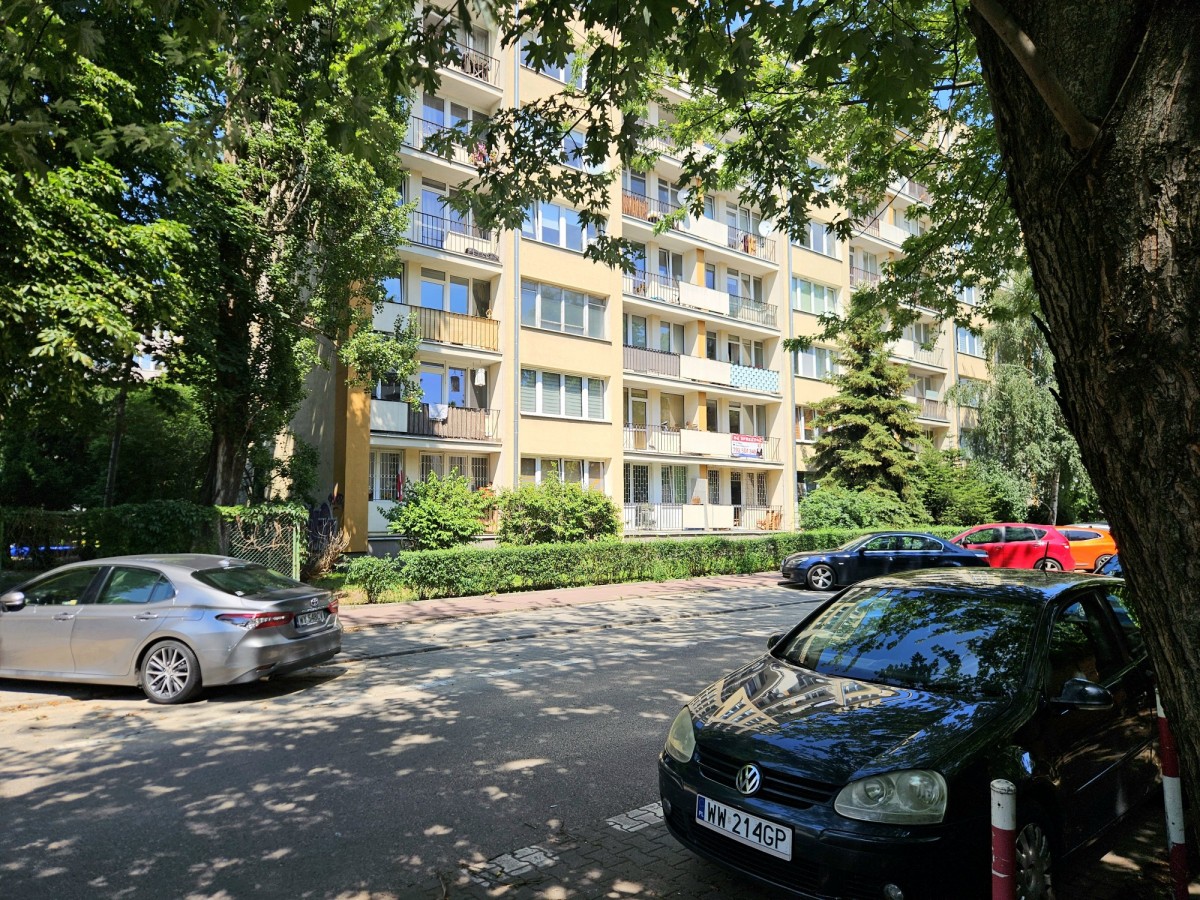 Warszawa · ul. Nowogrodzka — 9