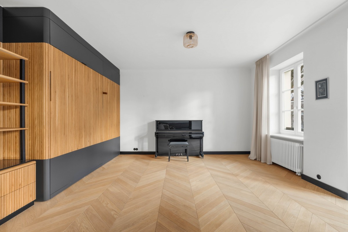 Warszawa · ul. Efraima Schroegera — 7