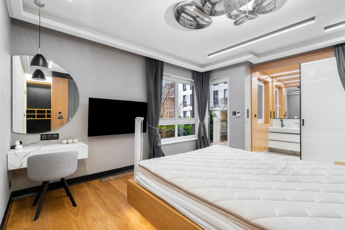 Warszawa · ul. Adama Branickiego — 16