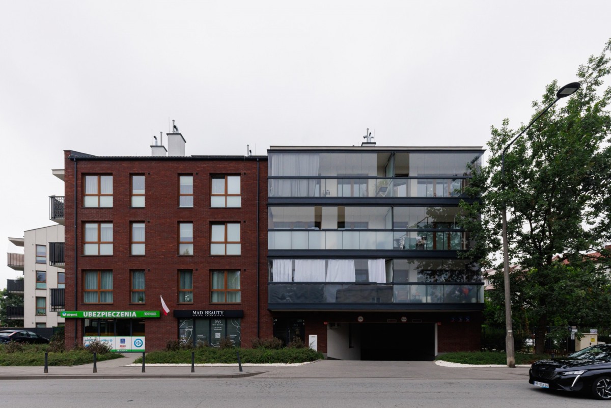 Warszawa · ul. Dźwigowa — 17
