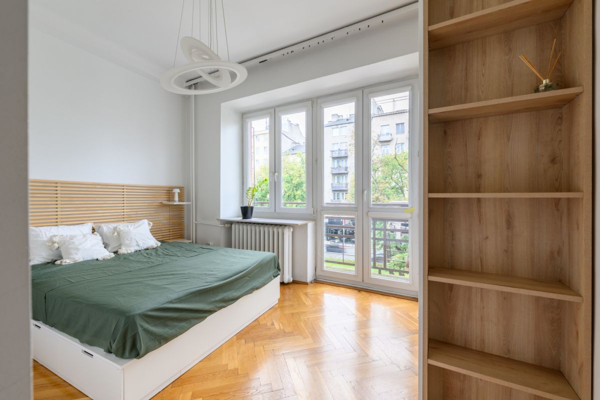 Warszawa · ul. Puławska — 12