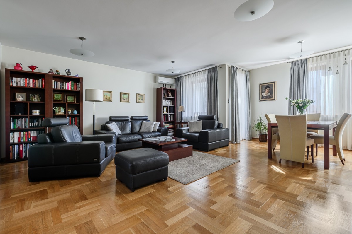 Warszawa · Praga-Południe — 4