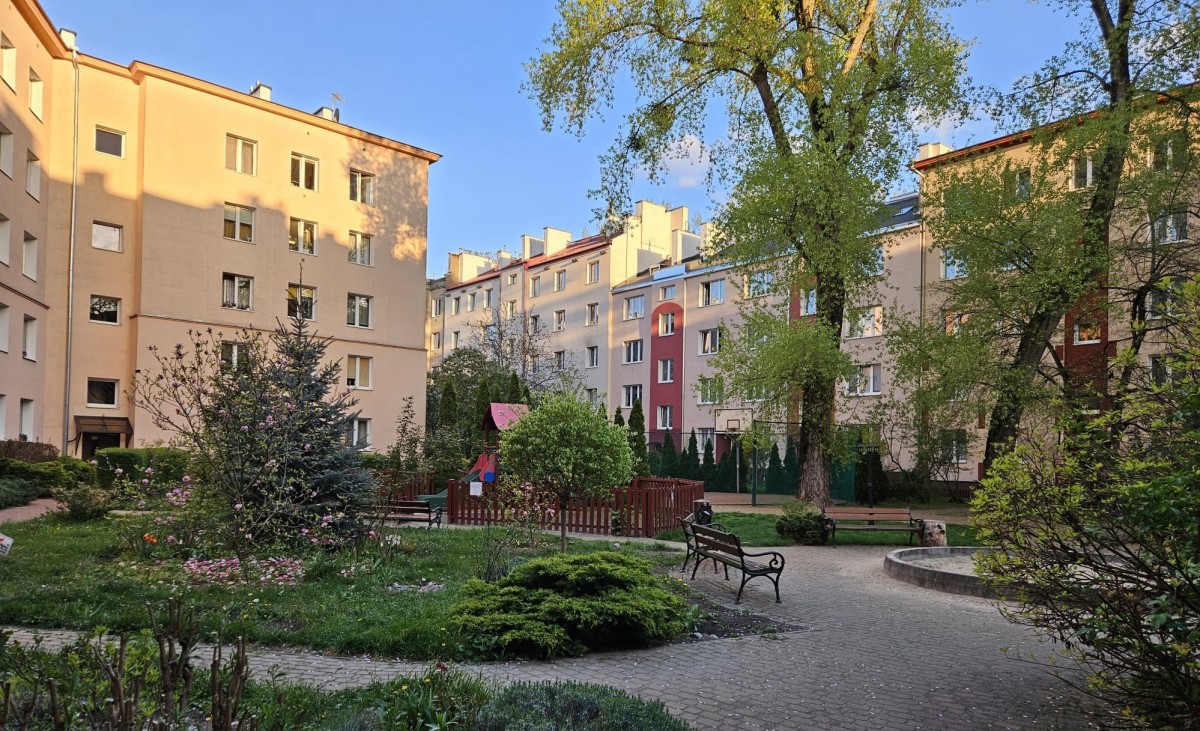 Warszawa · ul. Szczęśliwicka — 9