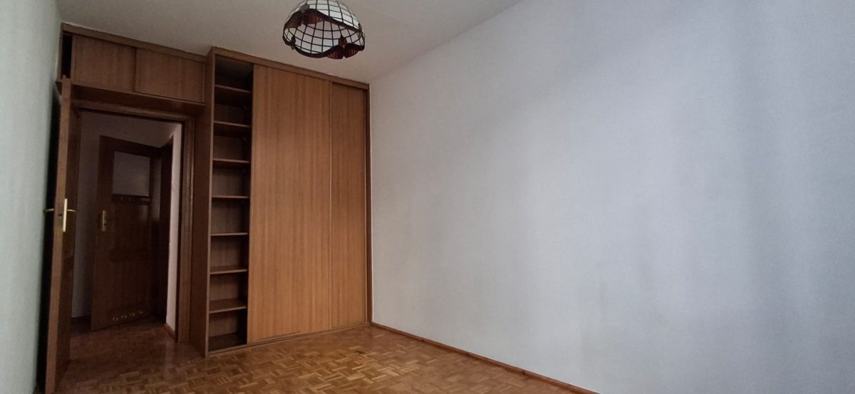 Warszawa · ul. Międzynarodowa — 9