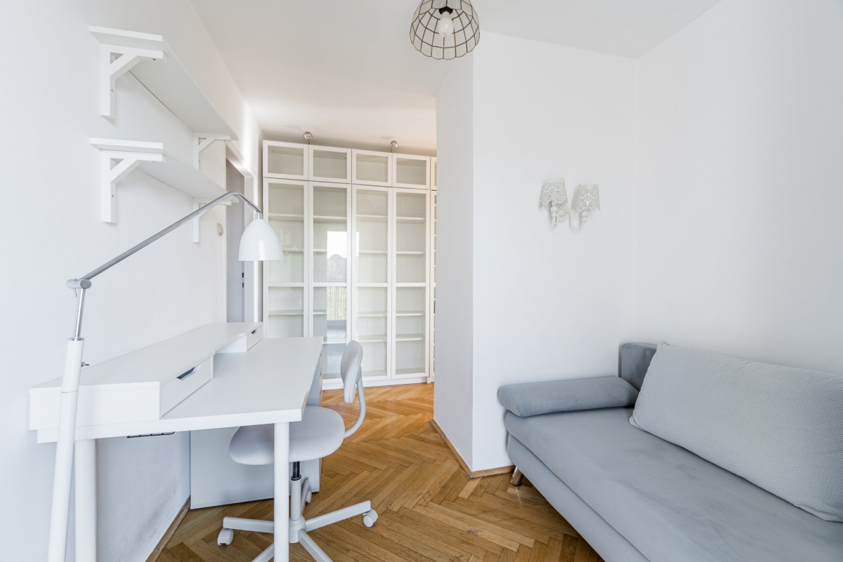 Warszawa · ul. Solec — 6