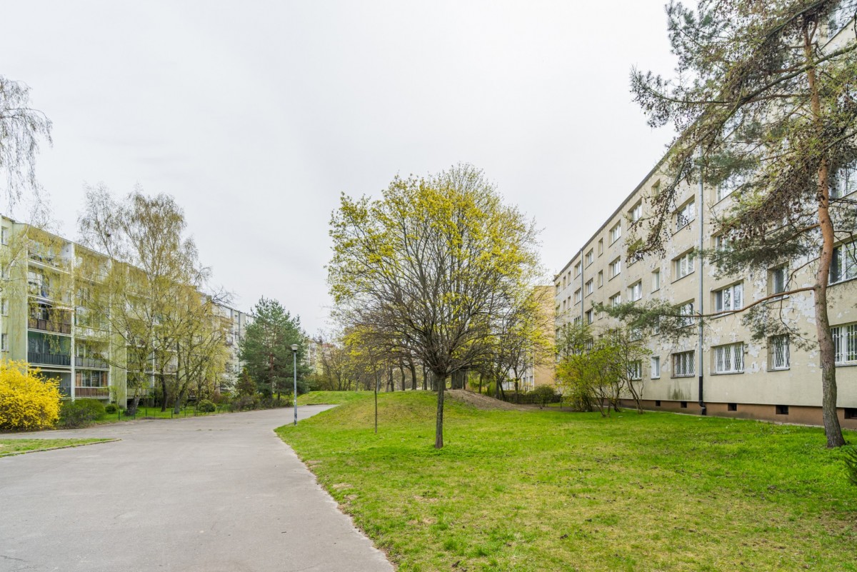 Warszawa · ul. Sewastopolska — 12