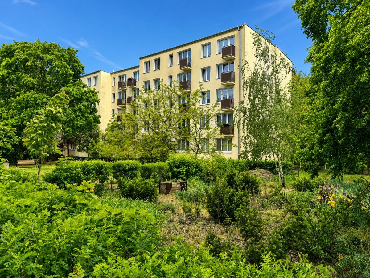 Warszawa · ul. Powsińska — 12