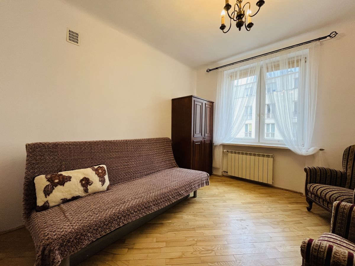 Warszawa · ul. Siennicka — 5