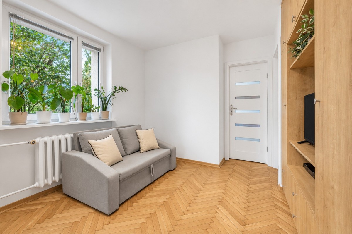 Warszawa · ul. Władysława Korotyńskiego — 9