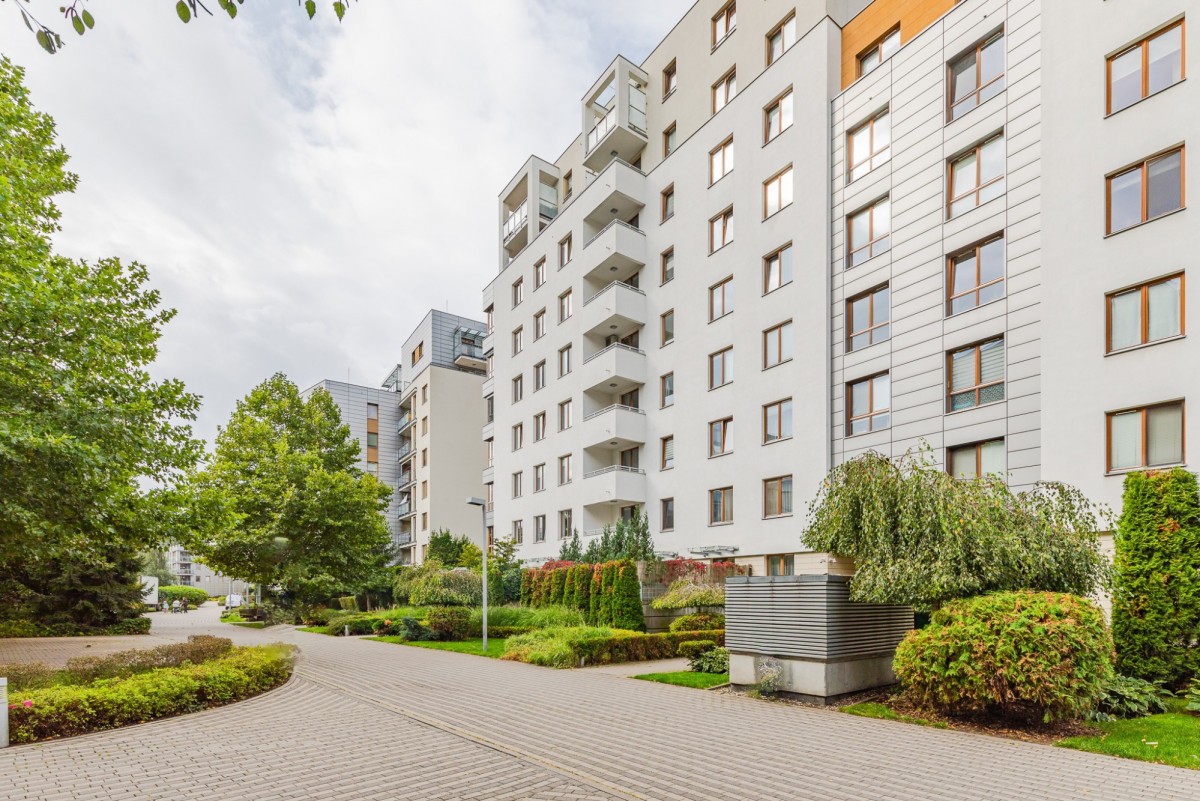 Warszawa · ul. Obrzeżna — 13