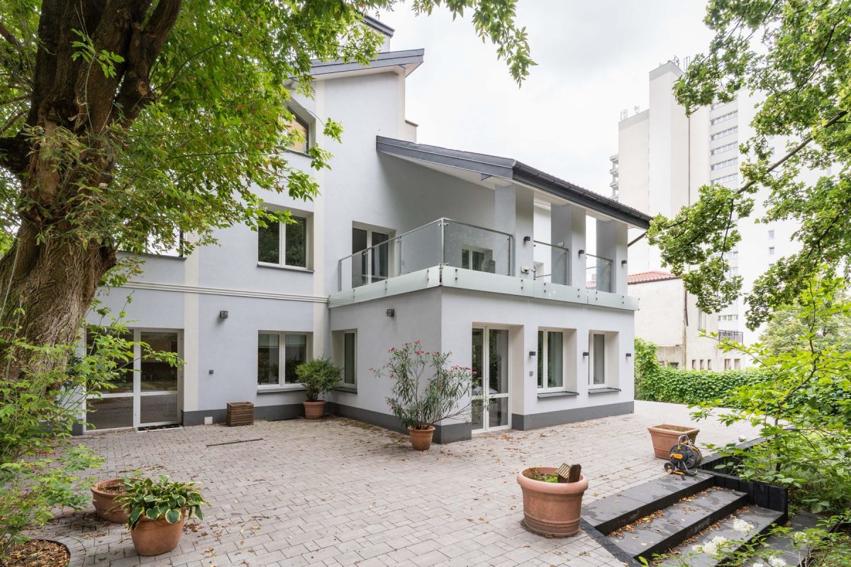 Warszawa · ul. Wołodyjowskiego — 20