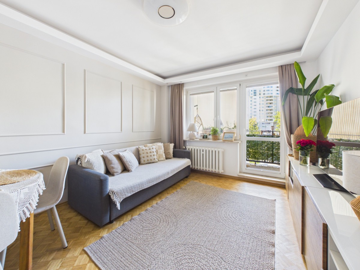 Warszawa · ul. Grażyny Bacewiczówny — 10