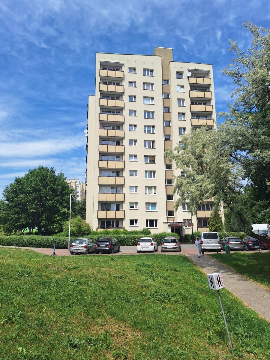 Warszawa · ul. Arki Bożka — 2