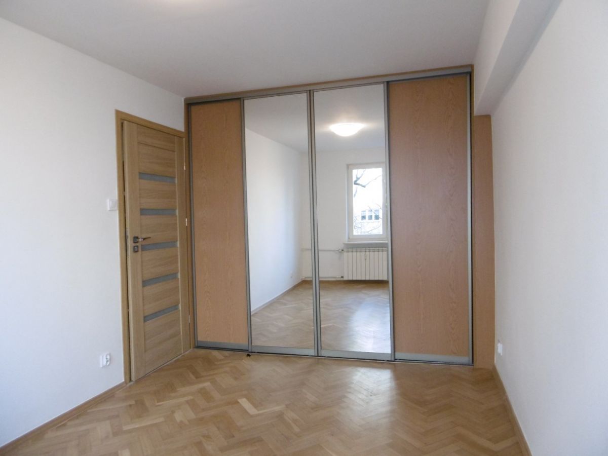 Warszawa · ul. Mordechaja Anielewicza — 10
