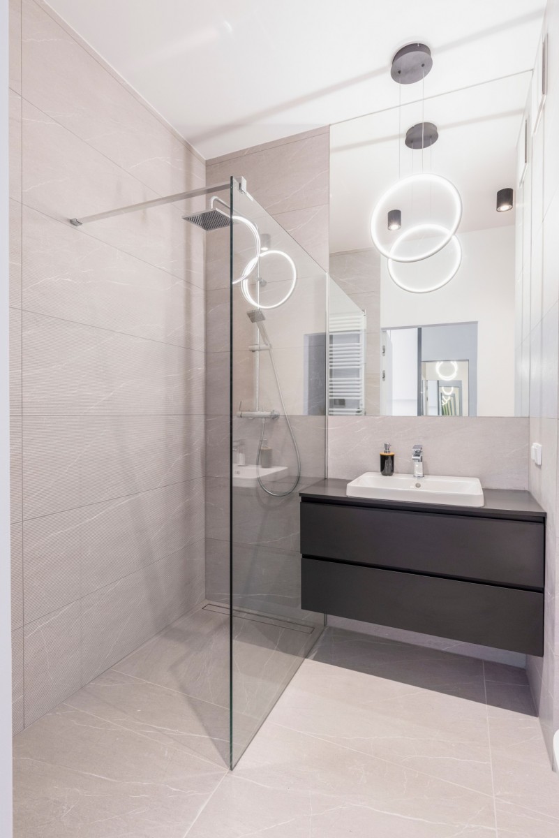 Warszawa · ul. Kolejowa — 7