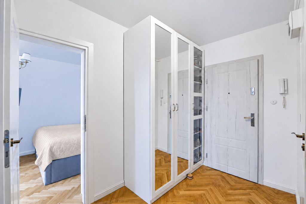 Warszawa · ul. Igańska — 10