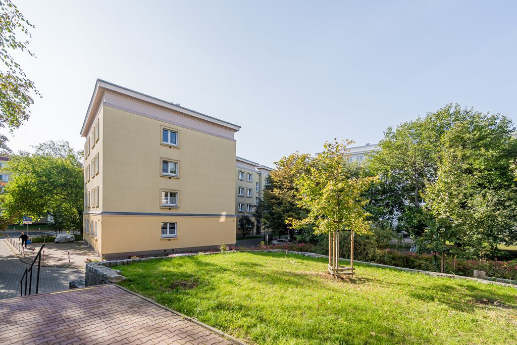 Warszawa · ul. Nowolipki — 12