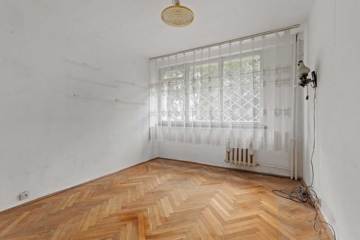 Warszawa · ul. Okrąg — 5