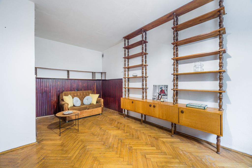 Warszawa · Śródmieście — 14