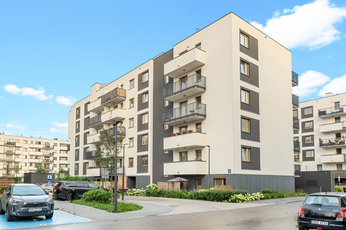 Warszawa · ul. Łopuszańska — 14