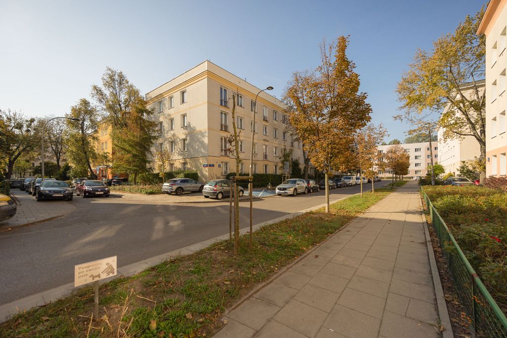 Warszawa · ul. Ludwika Michała Paca — 12