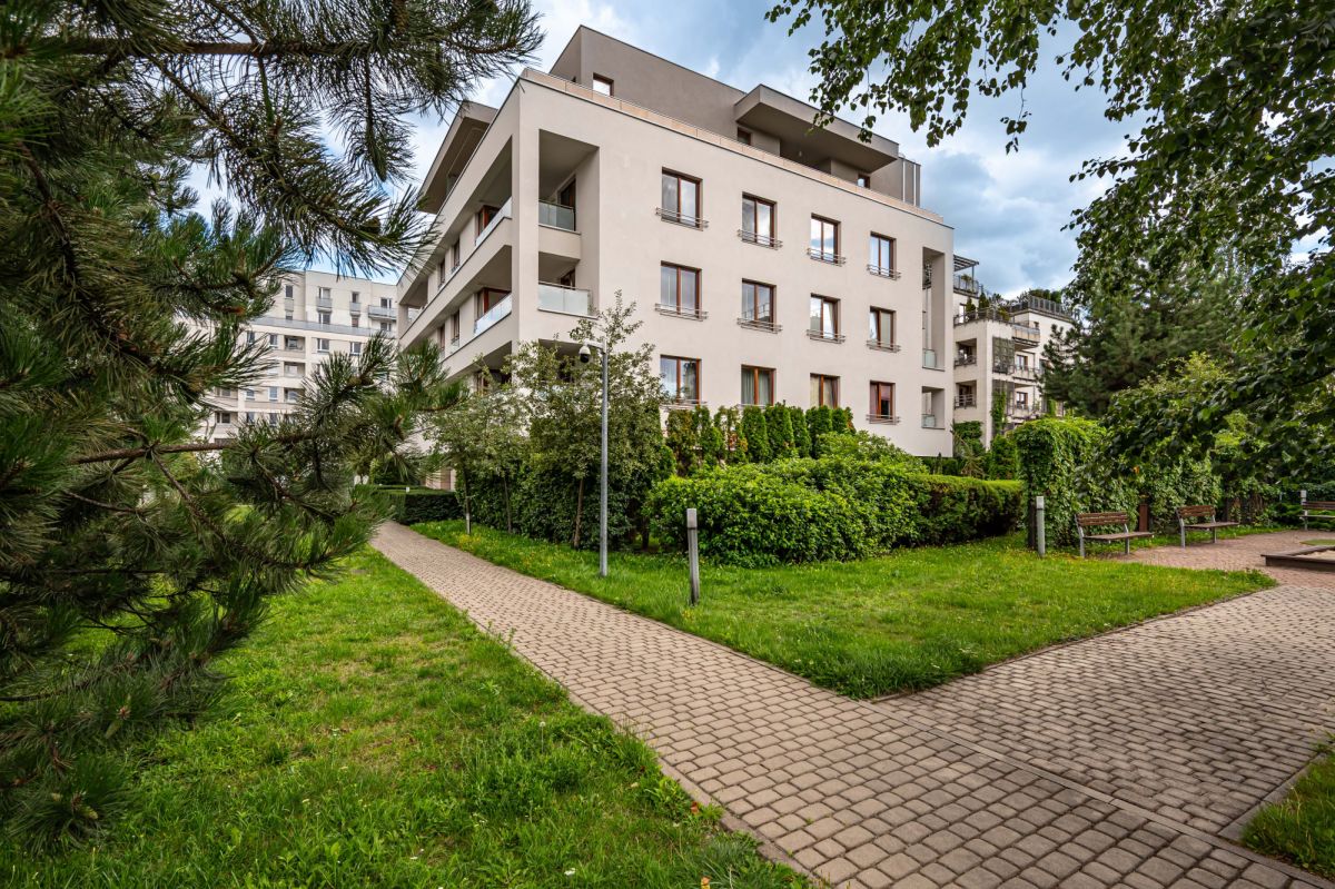 Warszawa · ul. Żaglowa — 31