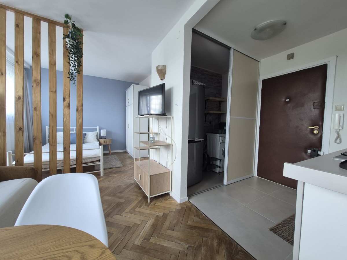 Warszawa · ul. Bysławska — 8