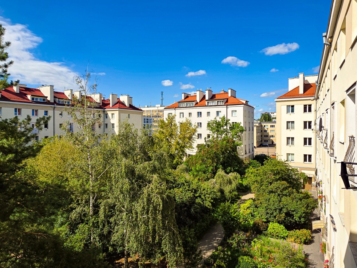 Warszawa · ul. Jurija Gagarina — 9