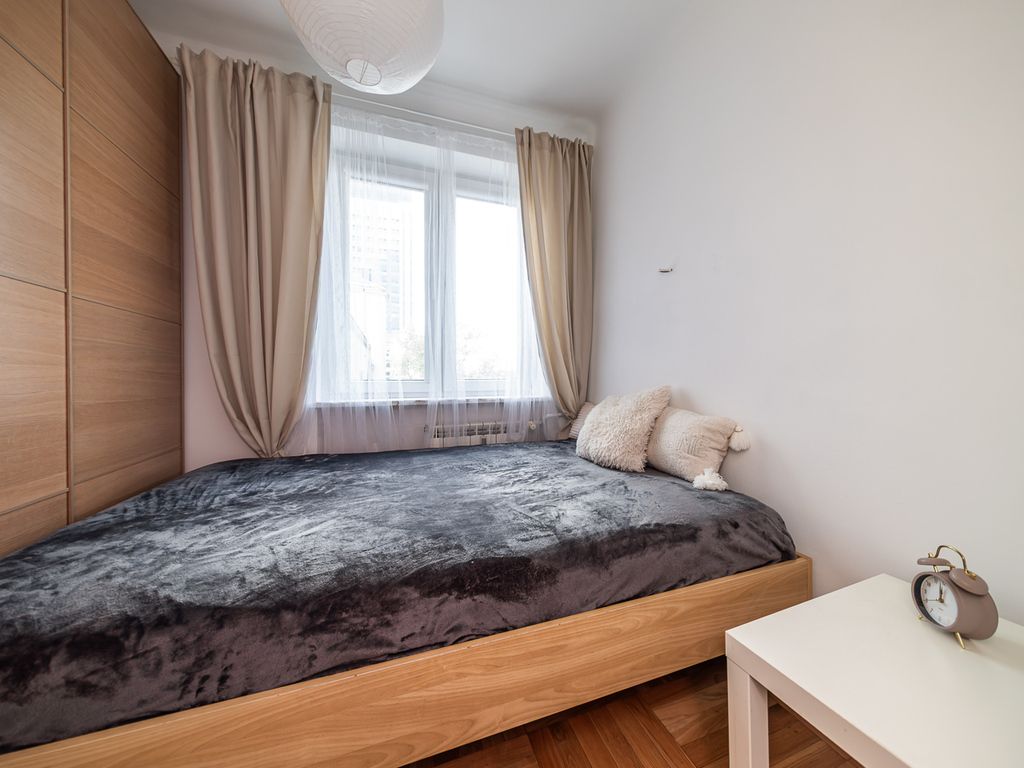 Warszawa · ul. Oleandrów — 13