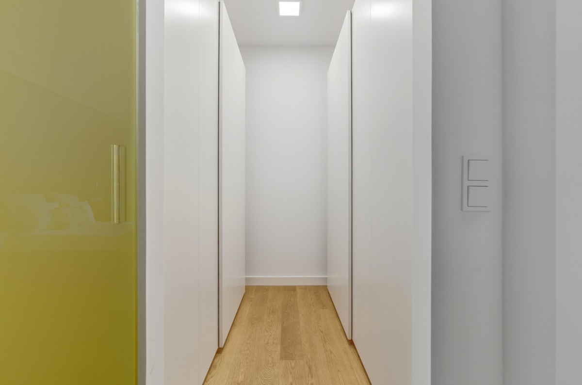 Warszawa · ul. Raduńska — 18