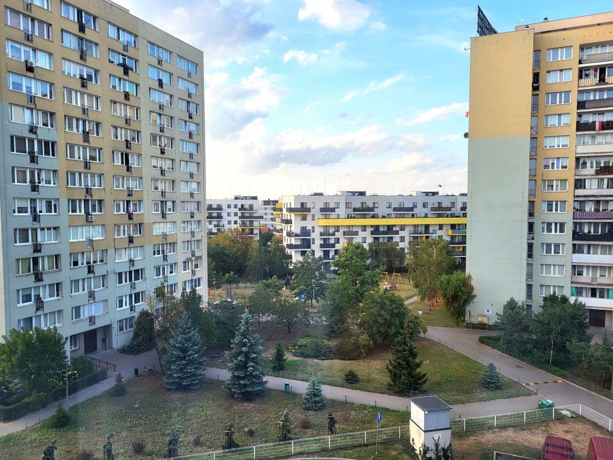 Warszawa · ul. Jana Kowalczyka — 11