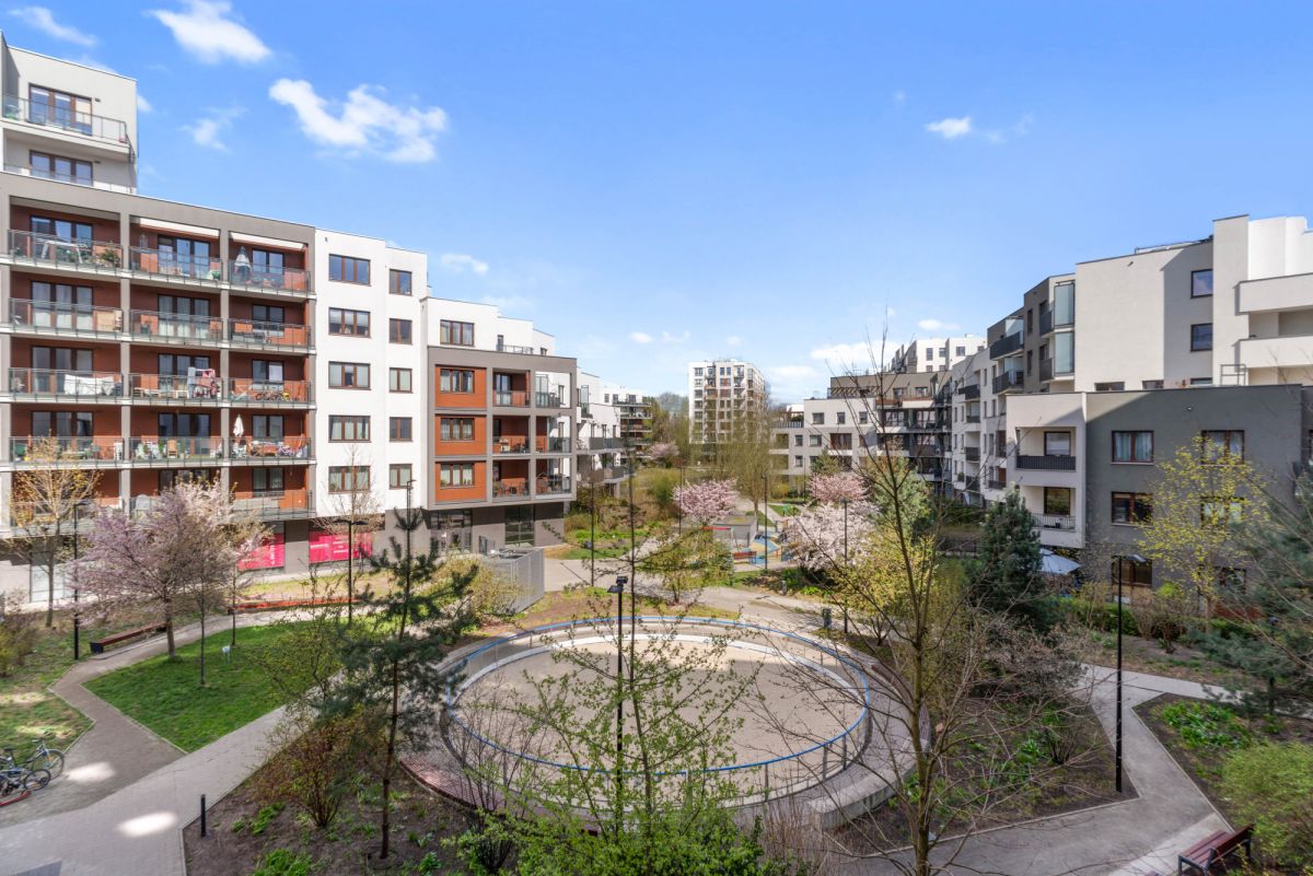 Warszawa · ul. Jurajska — 16