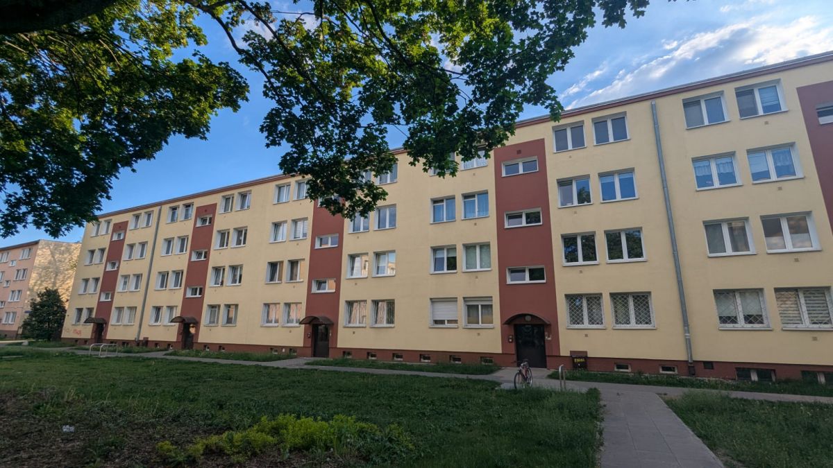 Warszawa · ul. Kinowa — 7