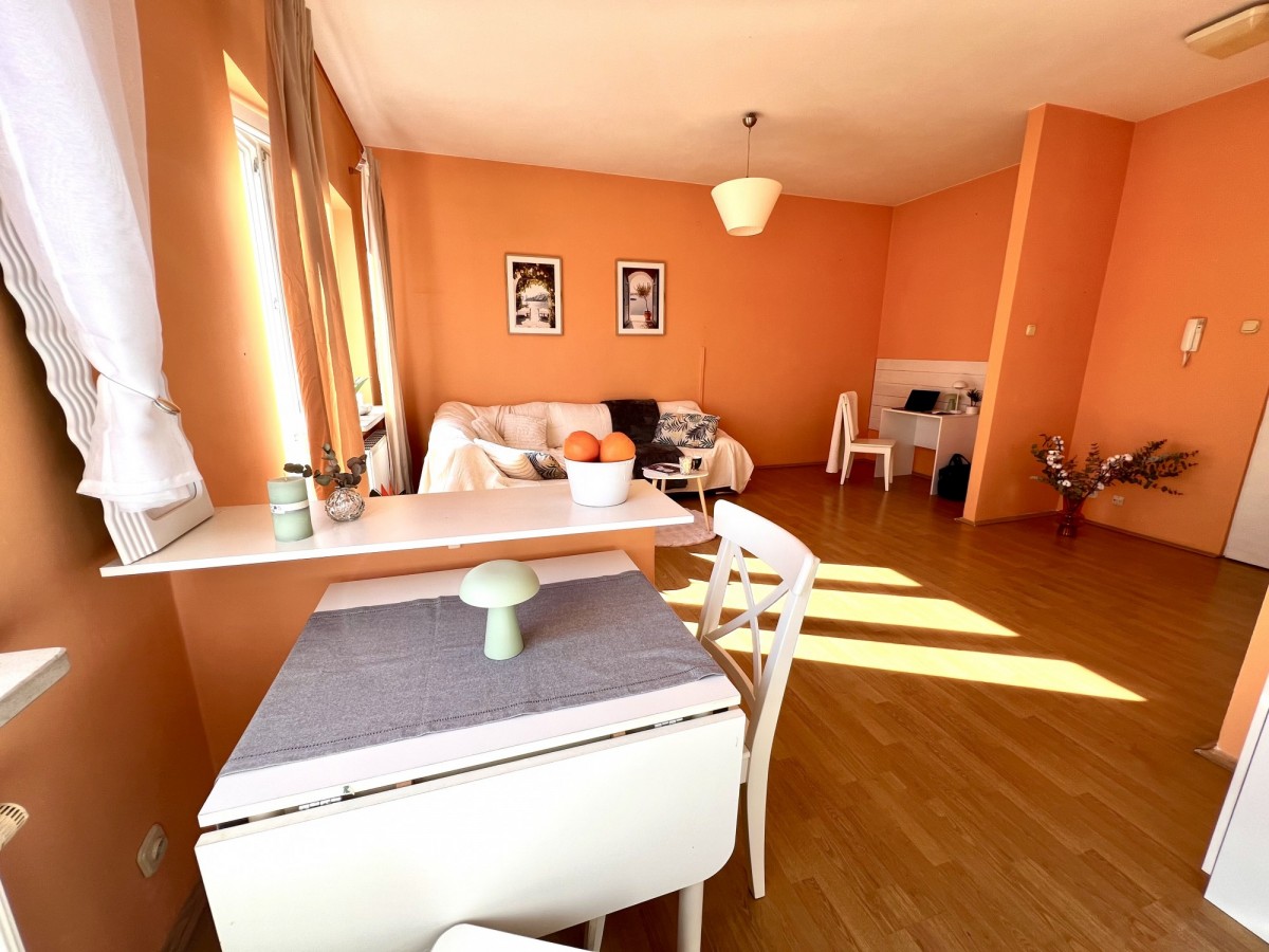 Warszawa · ul. Batalionu AK "Włochy" — 8