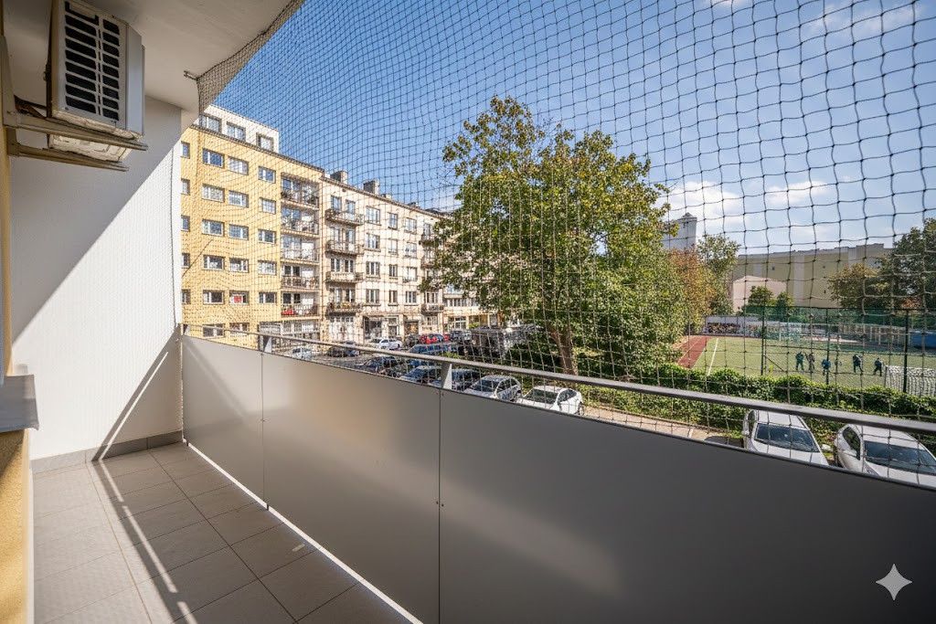 Warszawa · ul. Solec — 10